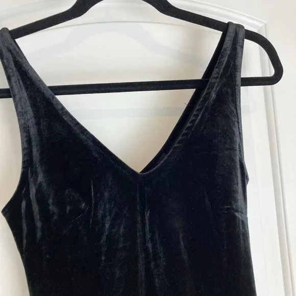 [FOREVER21] NWT Velvet V-neck Sleeveless Bodycon Mini Black Dress Size L - Picture 2 of 6